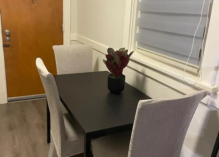Apartment 2br 2 King Beds - Free Parking - Near Bakery Square And Universities Pittsburgh
